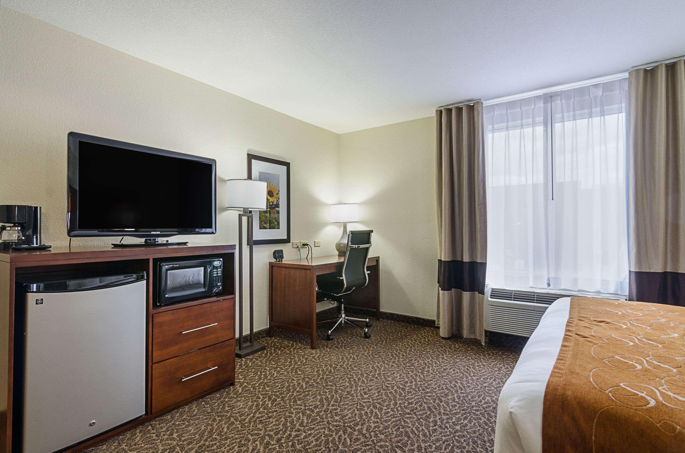 Quality Suites Springdale West I-49 Exteriör bild